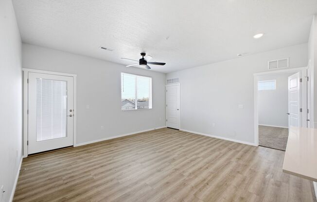2 beds, 2 baths, 987 sqft, $1,532, Unit B307