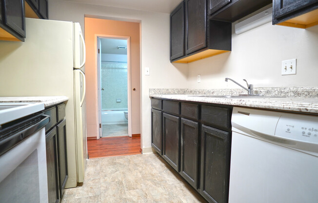 2-Bedroom 2-Bathroom in Wheat Ridge