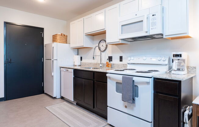 1 bed, 1 bath, 449 sqft, $745, Unit 118