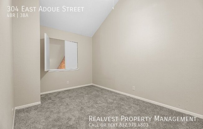 304 E ADOUE ST