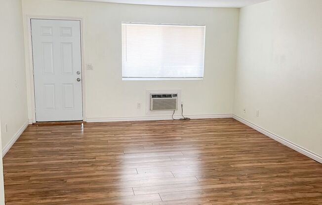 5040 A St #7 San Diego, CA 92102