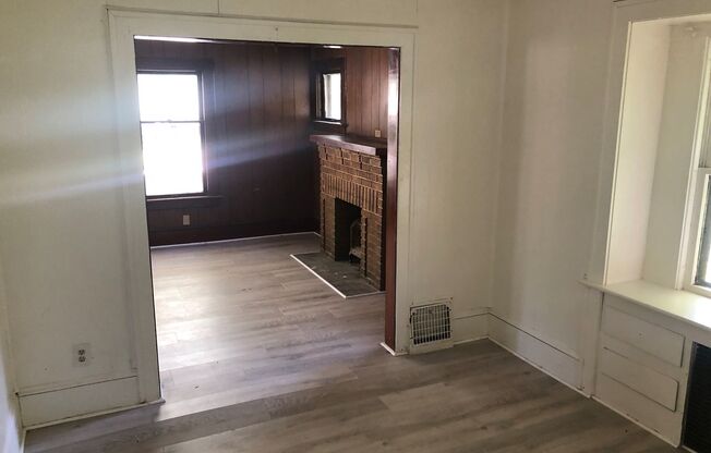 4 beds, 1 bath, $1,250