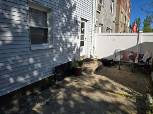 274 GRAFF AVE