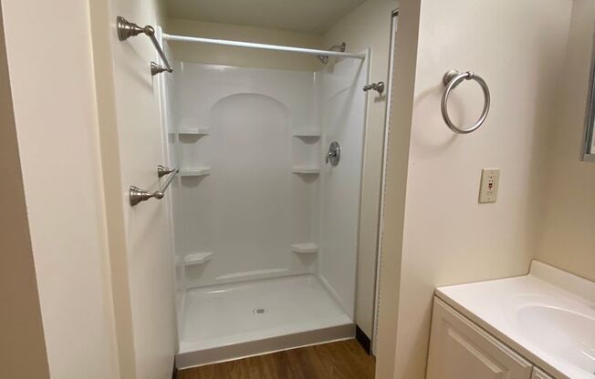 1 bed, 1 bath, $895, Unit Ste 1