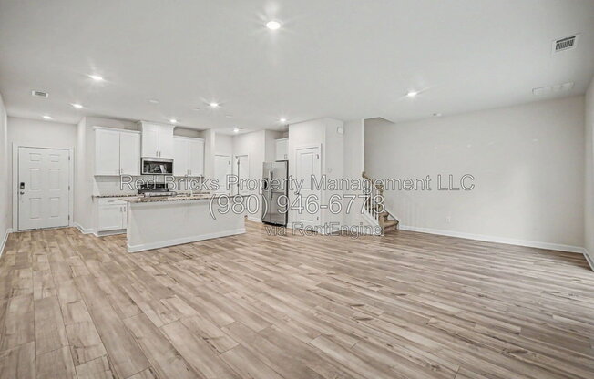 1012 MALTBY ST