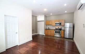 Spacious studio in Fairmount.