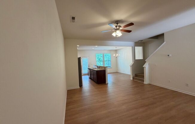 3BD/2.5BA townhome w/ garage in Flowers Plantation in Clayton!