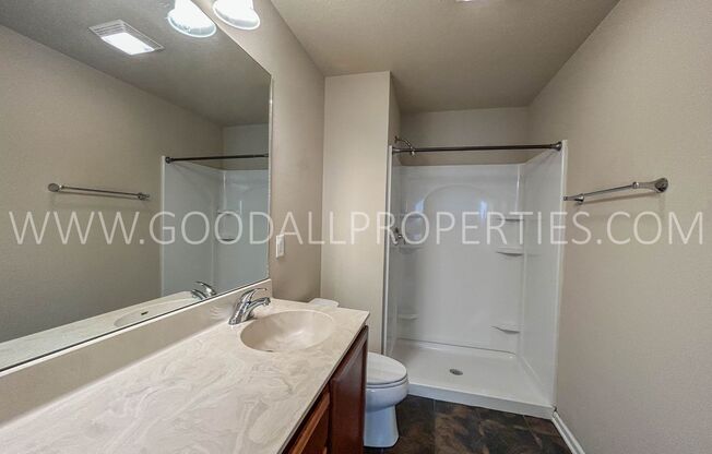 3 beds, 2.5 baths, $1,725