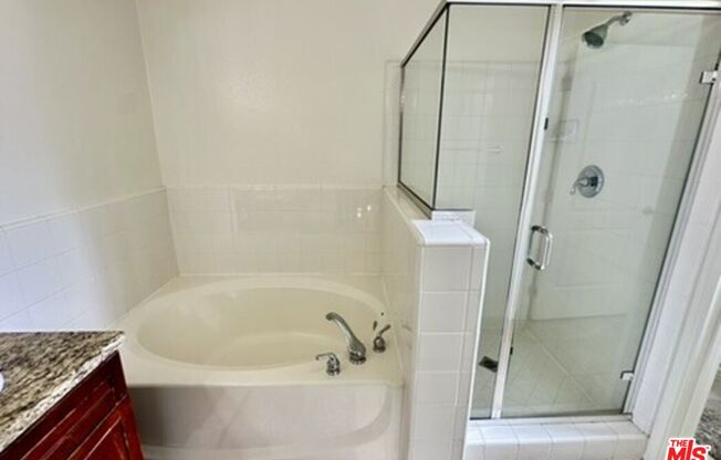 2 beds, 2 baths, 1,330 sqft, $3,975, Unit 436
