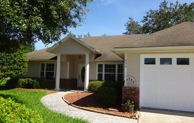 Spacious Home In South Pointe