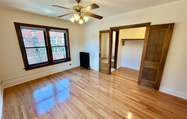 Studio, 1 bath, 320 sqft, $1,425, Unit 225-215