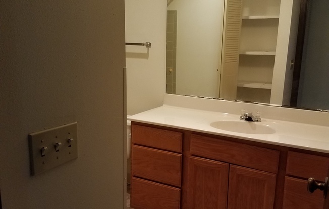 1 bed, 1 bath, 621 sqft, $795