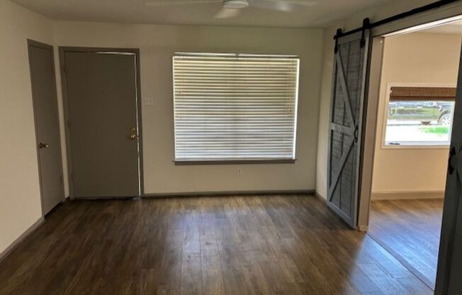 1713 Westcrest