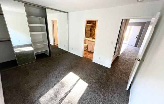 Bright 2bd/2bth in Quiet Del Mar Gated Community