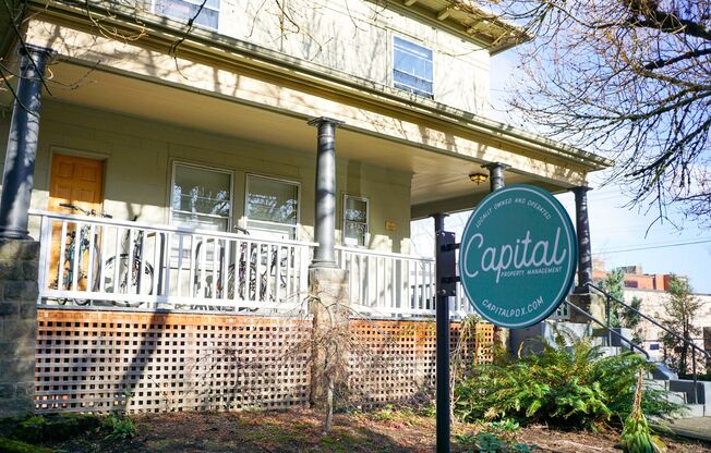 Nob Hill: Light & Bright Studio Available Early July!