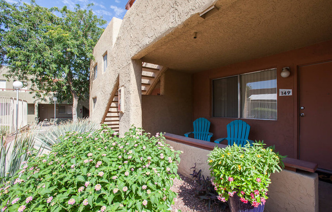 Patio at Zona Verde Apartments in Tucson Arizona 2022