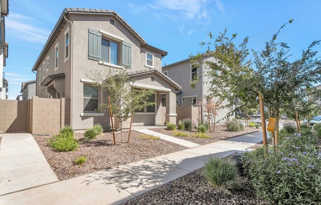 Stunning 3-Bedroom Home with Garage in Phoenix