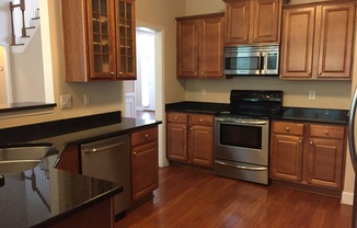 5 beds, 3 baths, $2,795, Unit Unit-1