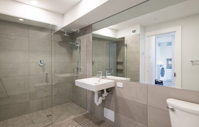 Unique Coolidge Corner apartment
