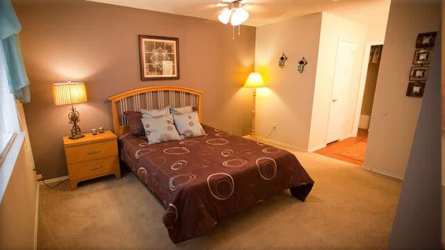 3 beds, 2 baths, 1,147 sqft, $1,745, Unit 11619B