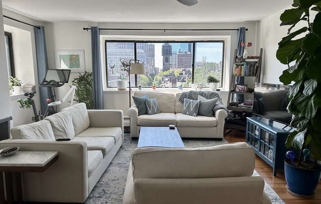 182 Beacon St 8