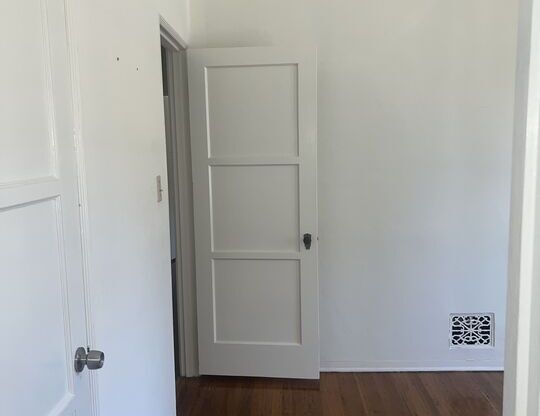 2 beds, 1 bath, 900 sqft, $2,599, Unit 1