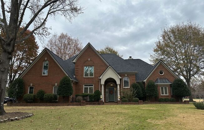 Collierville Home NOW Available on the Golf Course!
