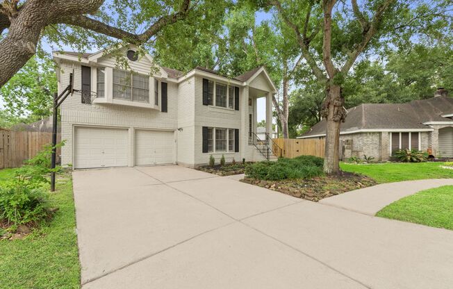 Beautiful just remodeled from top to bottom house in Pearland TX