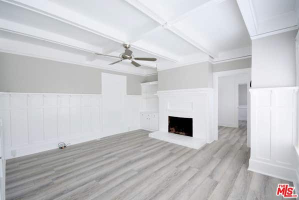 1366 RIVIERA AVE