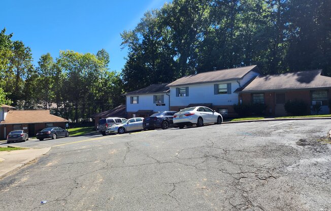 818 VILLA CT