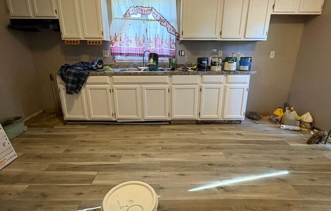 Three Bedroom Single Family Home!