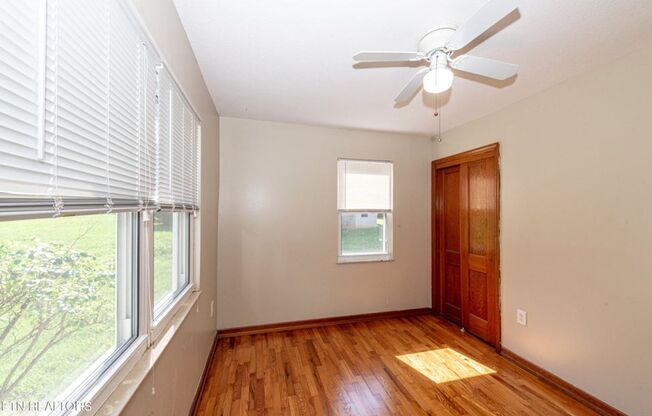 3 beds, 1 bath, $1,750