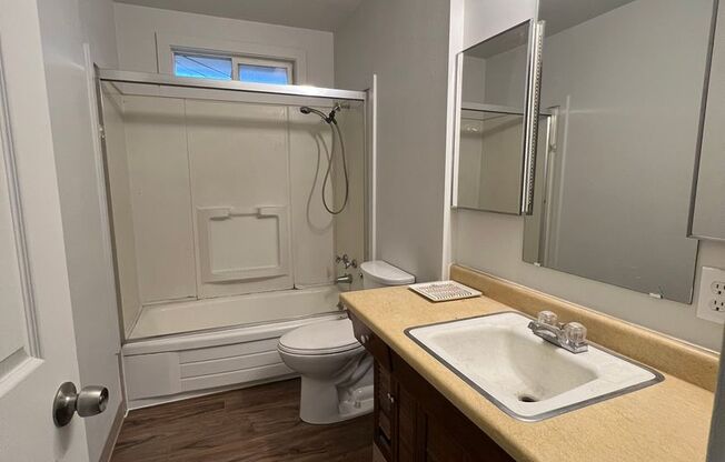 Three Bedroom, 1.5 Bathroom Home - Newly Renovated