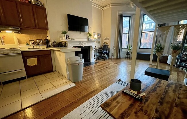 309 BEACON ST