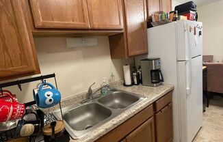 1 bed, 1 bath, $895, Unit 40