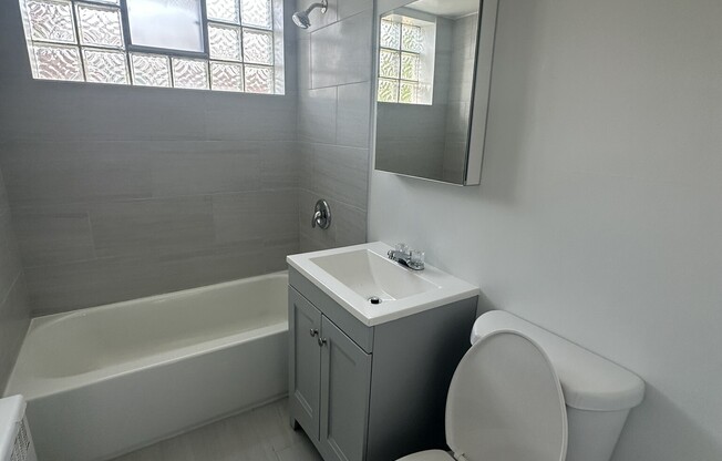6707 N. California, Unit 2E