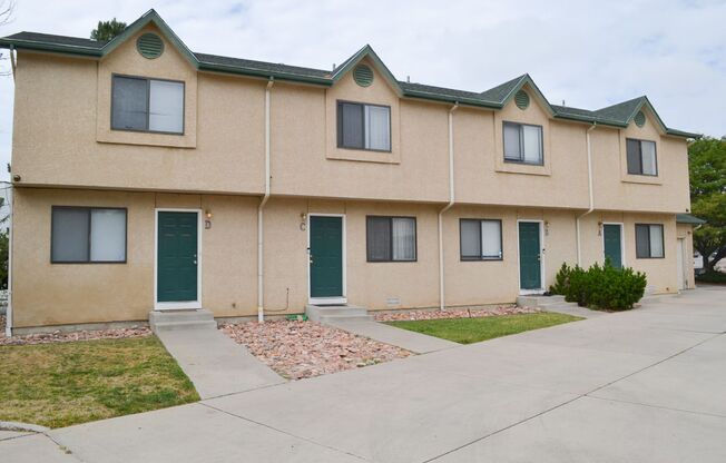 Spacious 2 Bed / 2 Bath Townhomes in East Pueblo!
