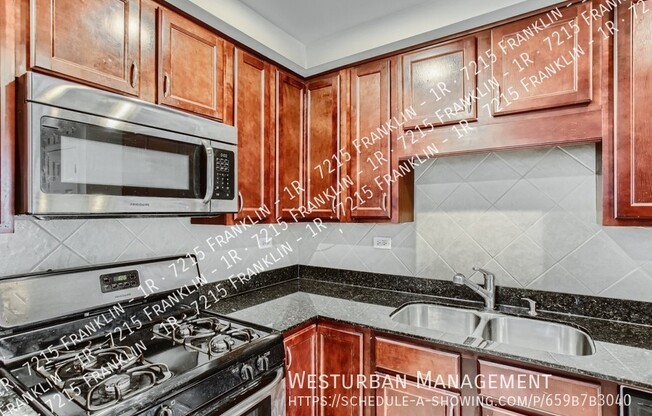 1 bed, 1 bath, $1,325