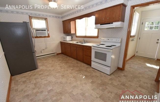 3043 RIVA RD