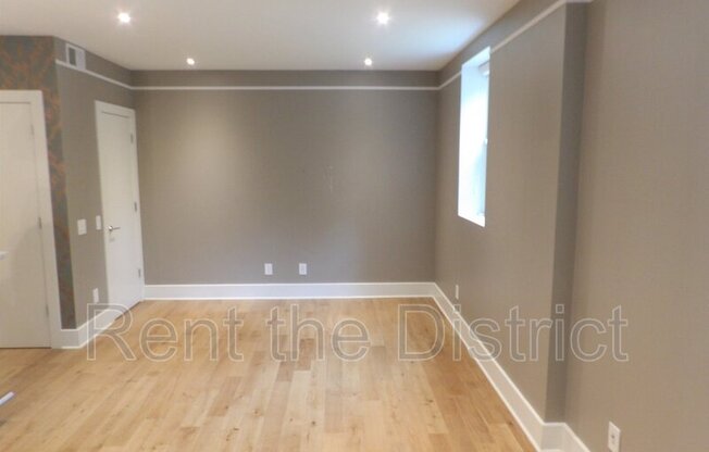 2926 Porter St NW Unit 203