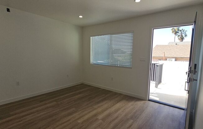 1 bed, 1 bath, 600 sqft, $2,450