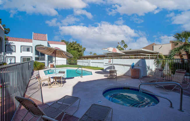 Lounge and Pool Area at University Park Apartments in Tempe AZ