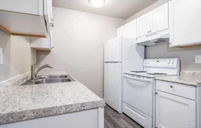 1 bed, 1 bath, 650 sqft, $999, Unit 3015 - E64