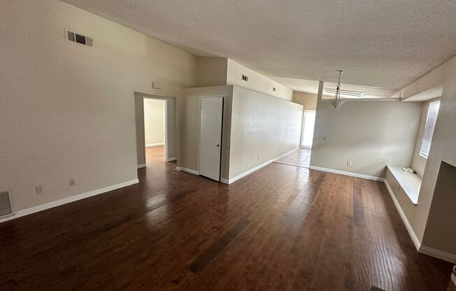 3 beds, 2 baths, $2,600