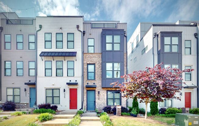 529 W Tremont Avenue