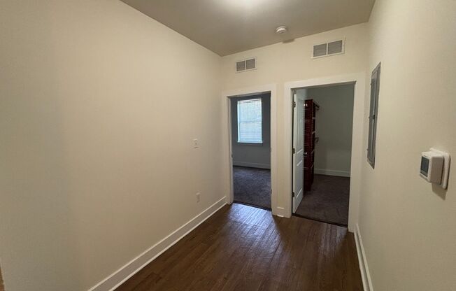 3 beds, 3 baths, 823 sqft, $1,895, Unit Unit 21