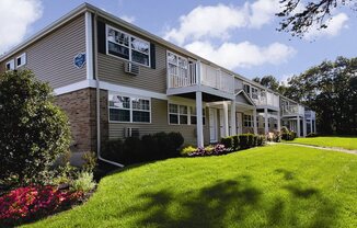 Exterior Green Space at Colony Park, Ronkonkoma, 11779