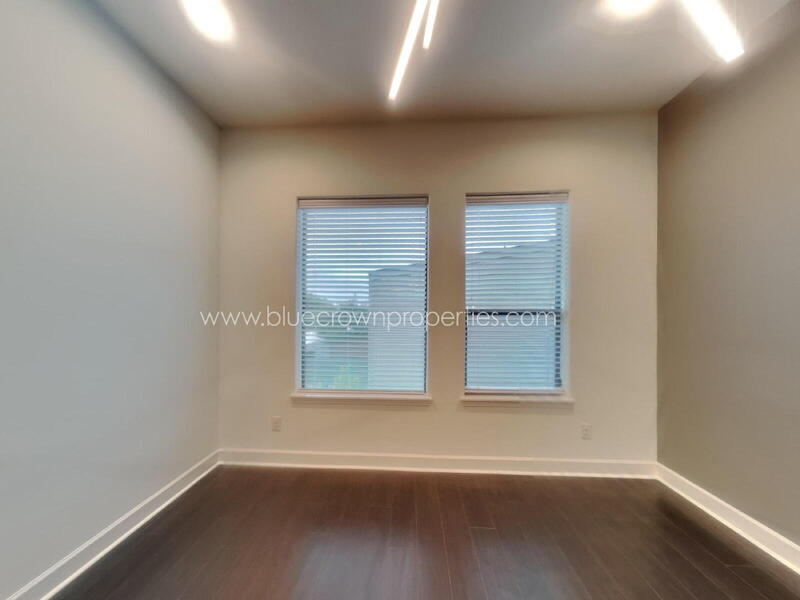 1625 Hickory Street #105