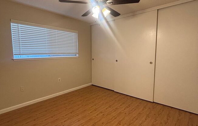 2 beds, 1 bath, 750 sqft, $1,725, Unit 4560