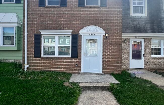 Newly Renovated 3 BR/1.5 BA Townhome in Glen Burnie!